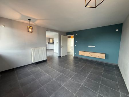 WICHELEN - Ruim duplexappartement vlakbij het station. - Foto 4