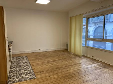 Location Appartement 2 pièces 74m² VALENCE 26000 - Photo 3