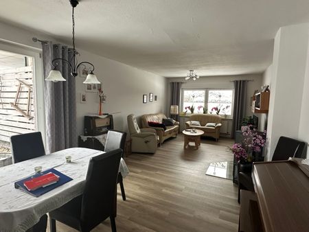 Geräumige 4-Zimmer-Wohnung mit Balkon und Garten in Gehrde! - Photo 2