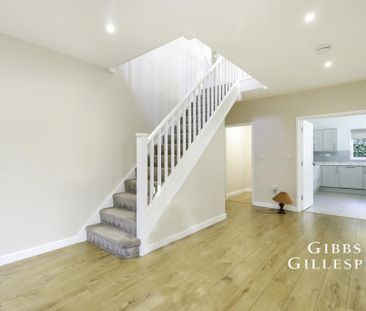 5 bedroom detached house to rent - Photo 3