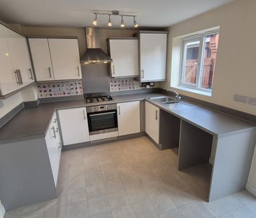 3 bedroom townhouse to rent - Photo 6