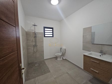 Location Maison 4 pièces 103m² STE SUZANNE 97441 - Photo 3