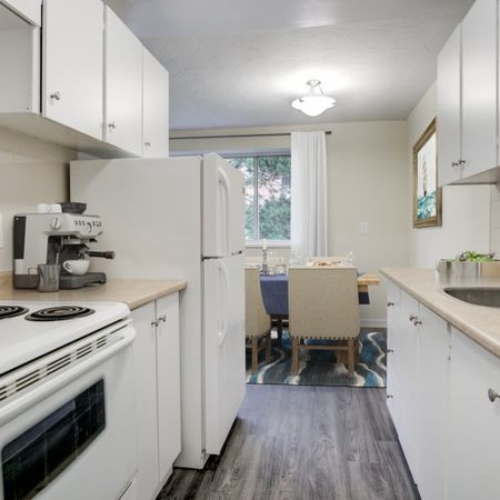 53 McMurchy Ave North - Photo 4
