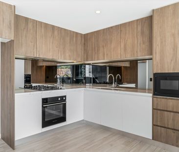As New Luxury Apartment - Photo 4