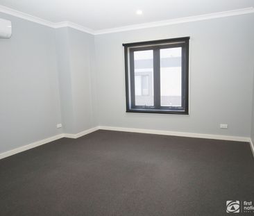 11 Powell Way, 3977, Cranbourne West Vic - Photo 1