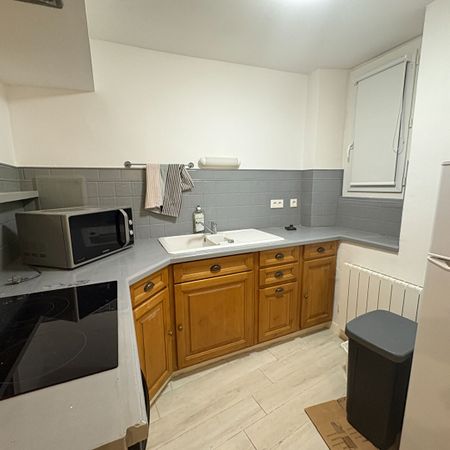 Location Appartement 2 pièces 35m² - Photo 3