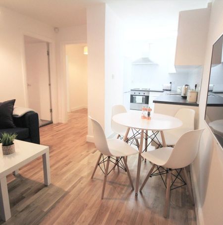 2 bedroom flat to rent - Photo 5