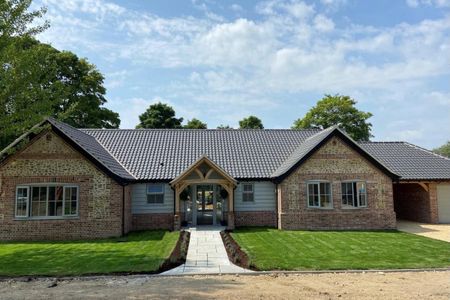 Chequers Lane - Photo 2