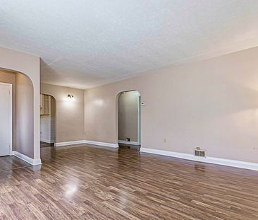 For Lease - 19 Herbert Avenue Unit# Main, Oshawa, Ontario - Photo 1