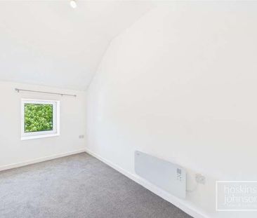 Forest Road, Treforest, Pontypridd, CF37 - Photo 1