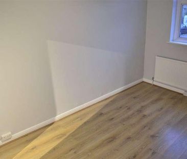 Litchfield Avenue, Morden, SM4 - Photo 6