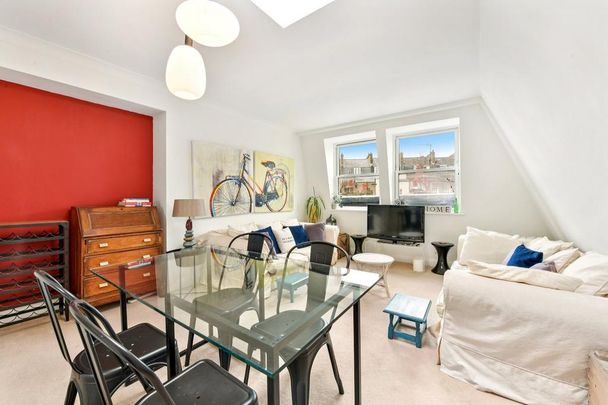 2 bedroom flat to rent - Photo 1