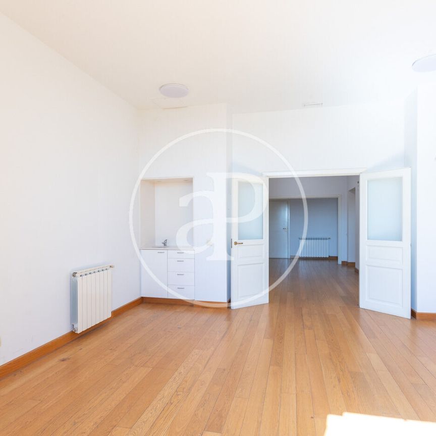 House for Rent on General Vives Street - Photo 1