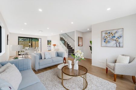 MANGERE, 4 BEDROOMS - Photo 4