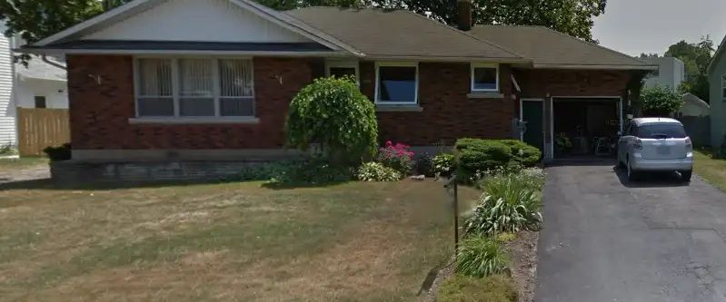 3362 Tallman Drive, Vineland, Ontario, L0R2C0 — 3 Bedroom 2 Bath - Photo 1