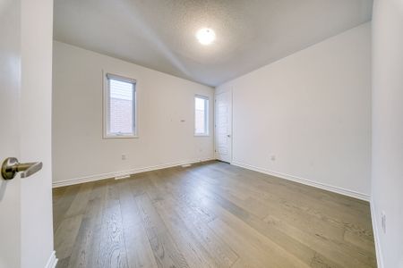 For Lease - 1851 Passionfruit Grove, Pickering, Ontario - Photo 5