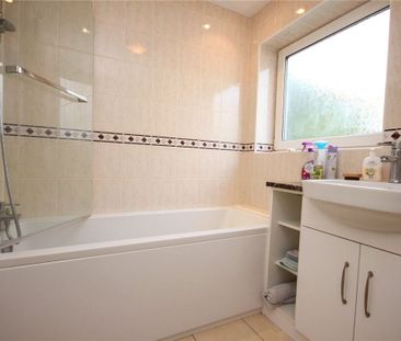 3 Bed Terraced House, Victoria Parade, BS5 - Photo 6