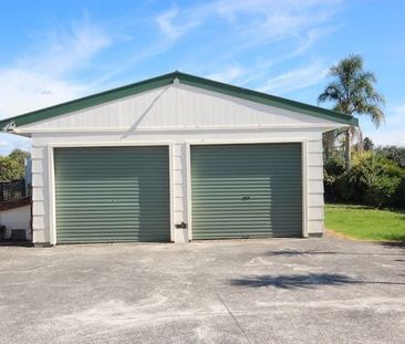 Spacious Family Living - Photo 5