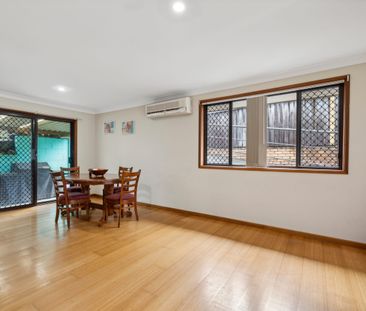 CHARMING THREE BEDROOM VILLA - Photo 3