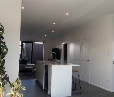 Impeccable - Photo 5