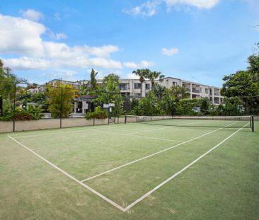 Oversized 3 Bedroom Townhouse In Bay Garden Complex - Photo 4