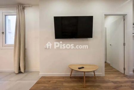 Piso en alquiler en Carrer de Sant Antoni Abat, 37 - Photo 2