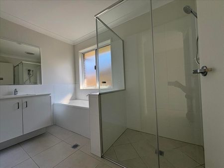 Brand New Family Home! - Photo 3