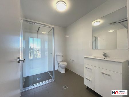 SITUATED IN THE HEART OF LIVERPOOL - Photo 5