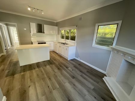 Renovated 3-Bedroom Home in the Heart of Wallsend - Photo 4