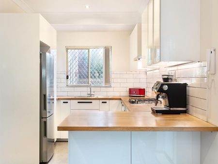 3/70 Hampden Road, Russell Lea NSW 2046 - Apartment For Rent | Domain - Photo 5