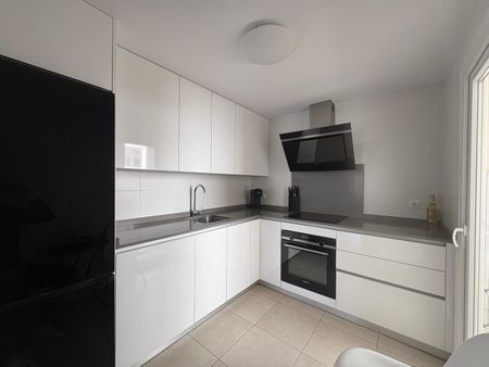 Middle Floor Apartment in Nueva Andalucía - Photo 4