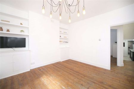 A stylish one bedroom garden flat in a fantastic location close to Angel, Highbury & Islington, Shoreditch and Old Street. - Photo 4