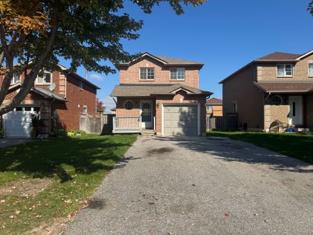 For Lease - 120 Nathan Crescent, Barrie, Ontario - Photo 4