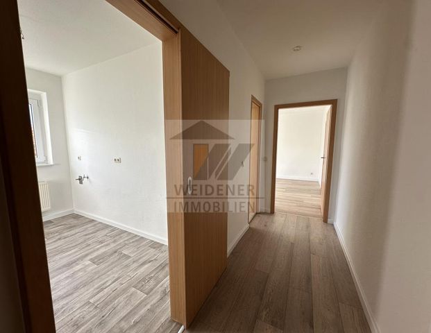 mit Süd-West-Balkon: 2 Raum Wohnung in Gera-Untermhaus! Nähe Theater und FH - Photo 1