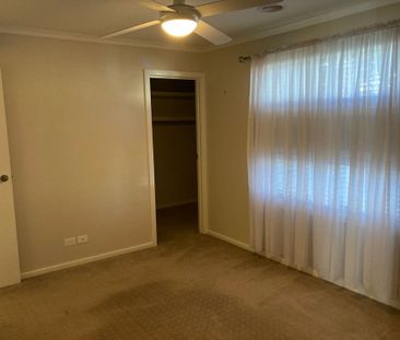 Modern Townhouse in North Shepparton! - Photo 3