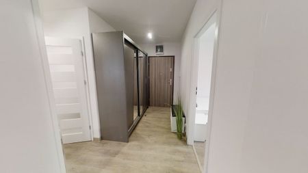 Dobry standard! 3 pokoje, klimatyzacja, parking - Фото 2