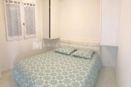 2/3 PIECES MEUBLE TERRASSE VUE PANORAMIQUE ROQUEBRUNE - Photo 5