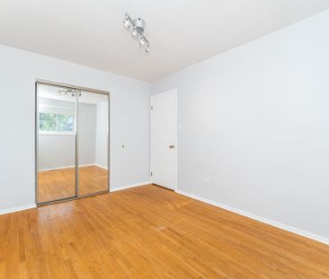 For Lease - 7 Maitland Avenue, Hamilton, Ontario - Photo 2