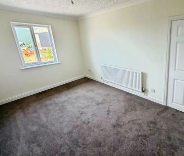 Nene Terrace Road, Crowland, PETERBOROUGH - Photo 3