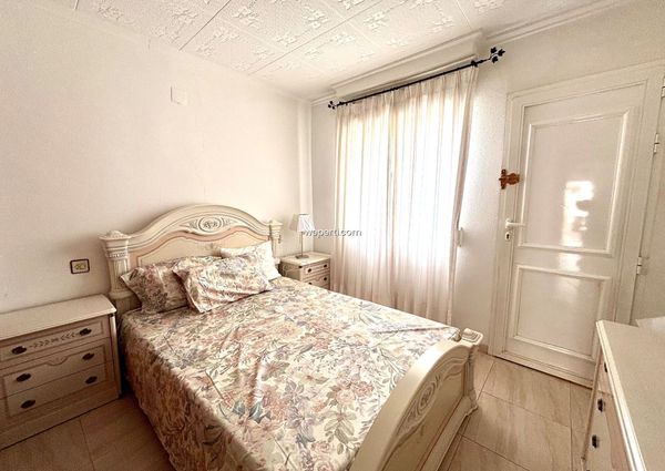 Villa in Torrevieja, urbanizacion, for rent