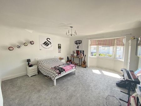 4 bedroom terraced house to rent - Photo 2