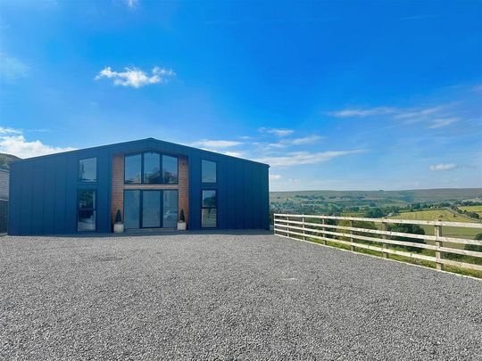 4 bedroom detached house to rent - Photo 1