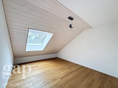 3.5 Zimmer, 110 m², 2. Stock - Photo 2