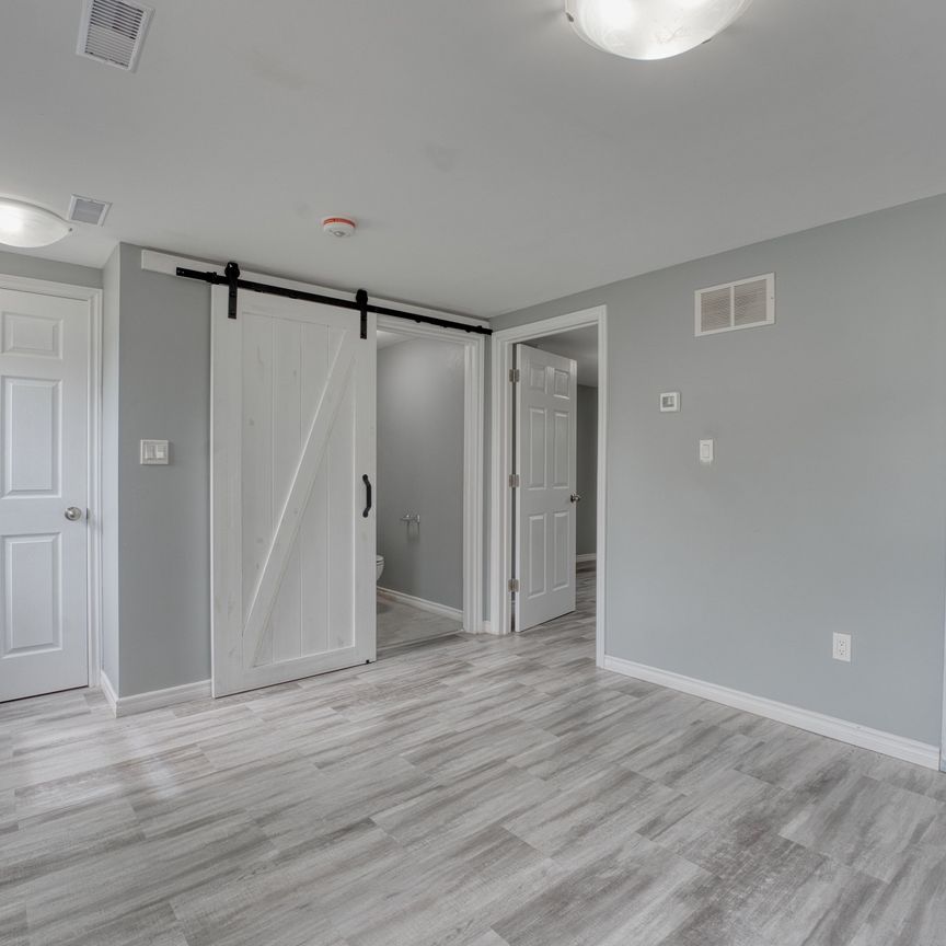For Lease - 17 Kirk Street Unit# 2, St. Catharines, Ontario - Photo 1