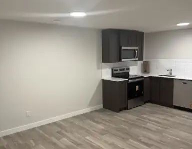 Newly built 2 bed 1 bathroom legal walkout basement | 148 Legacy Reach Close Southeast, Calgary - Photo 1