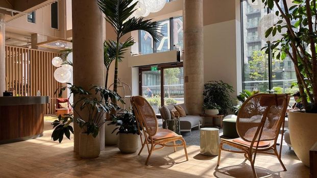 Studio to rent - Photo 1