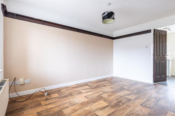 To Let 2 Bed House - Semi-Detached - Photo 1