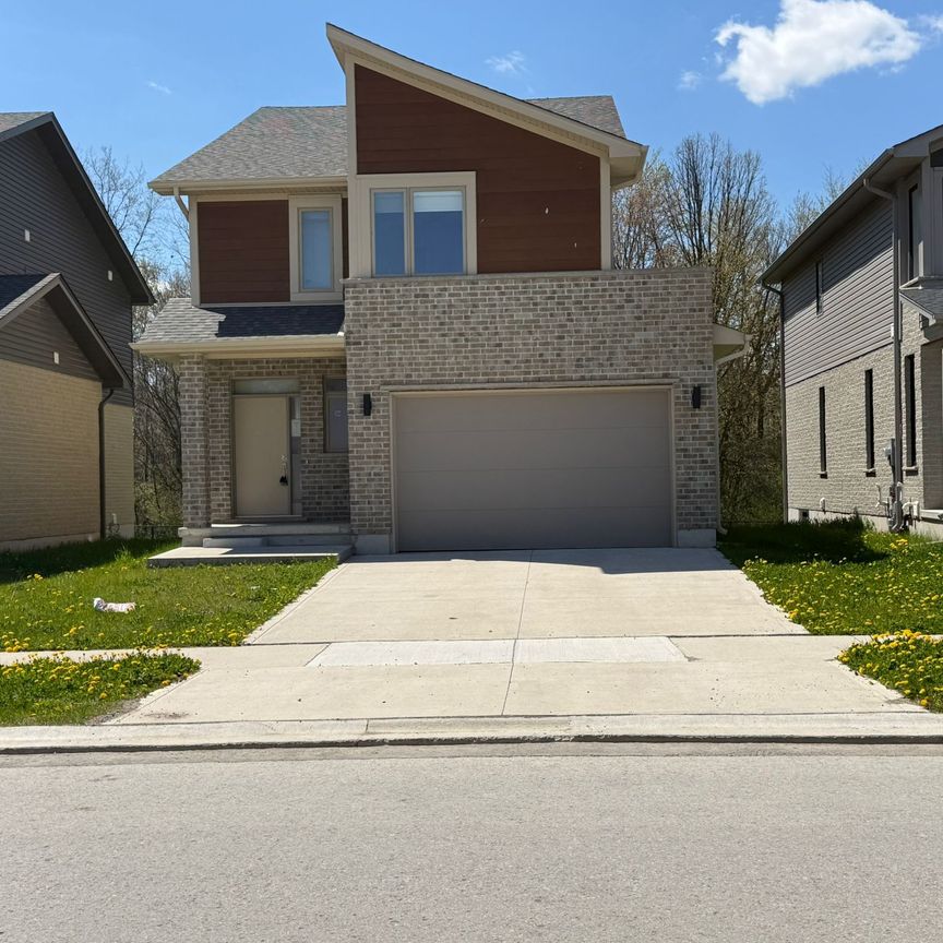 For Lease - 2004 Evans Boulevard Unit# UPPER, London South, Ontario - Photo 1