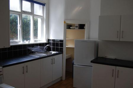 2 bedroom house to rent - Photo 2