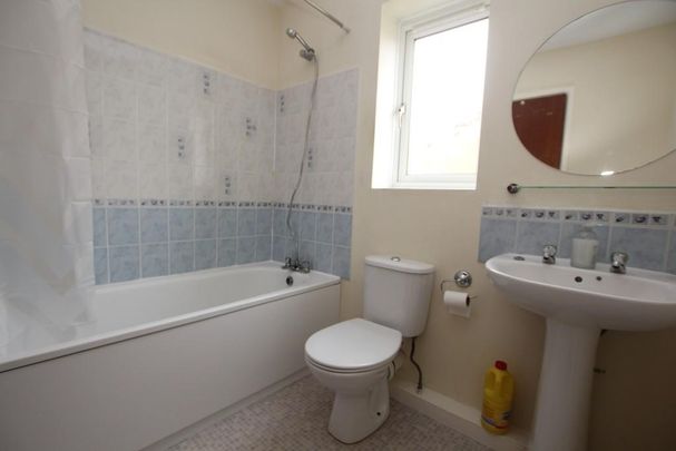 2 bedroom semi-detached house to rent - Photo 1